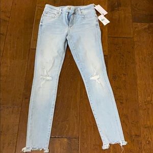 Joe’s Jeans- women size 25